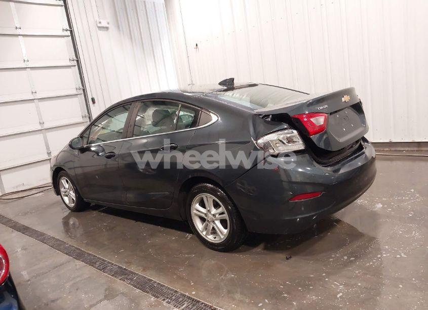Photo 14 of 2018 Chevrolet Cruze LT AUTO (VIN 1G1BE5SM3J7100621)