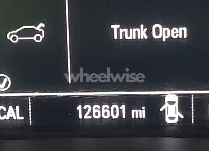 Photo 15 of 2018 Chevrolet Cruze LT AUTO (VIN 1G1BE5SM3J7107567)