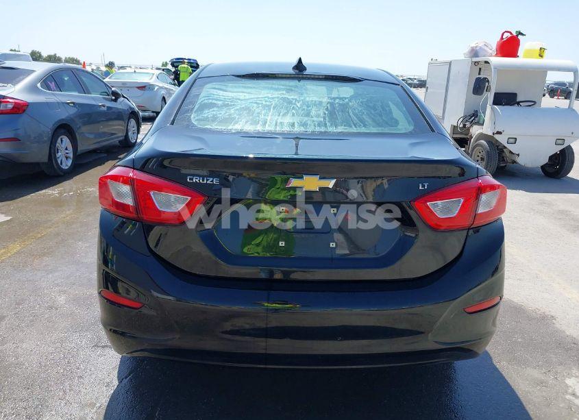 Photo 17 of 2018 Chevrolet Cruze LT AUTO (VIN 1G1BE5SM3J7118603)