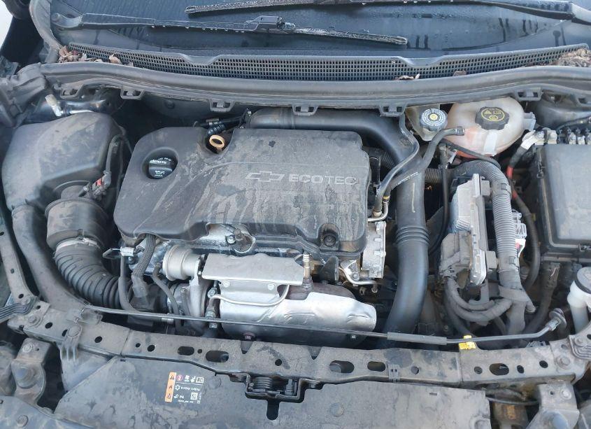 Photo 10 of 2018 Chevrolet Cruze LT AUTO (VIN 1G1BE5SM3J7120626)