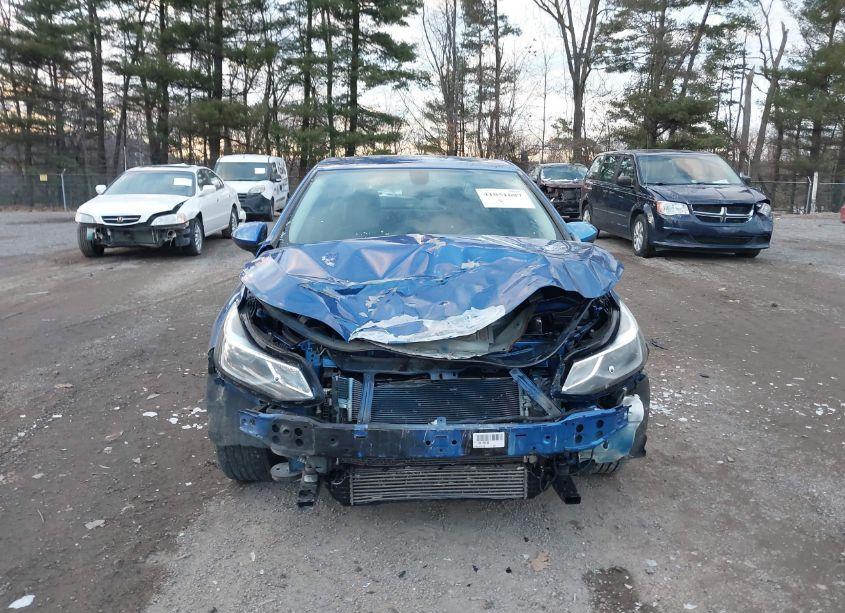 Photo 13 of 2018 Chevrolet Cruze LT AUTO (VIN 1G1BE5SM3J7120951)