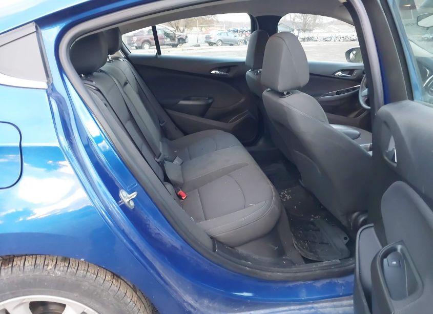 Photo 8 of 2018 Chevrolet Cruze LT AUTO (VIN 1G1BE5SM3J7120951)