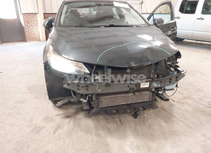 Photo 6 of 2018 Chevrolet Cruze LT AUTO (VIN 1G1BE5SM3J7122747)