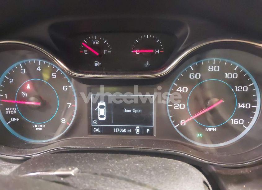 Photo 7 of 2018 Chevrolet Cruze LT AUTO (VIN 1G1BE5SM3J7122747)