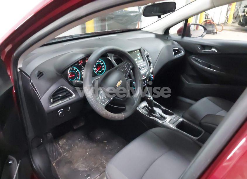 Photo 17 of 2018 Chevrolet Cruze LT AUTO (VIN 1G1BE5SM3J7125115)