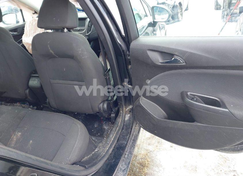 Photo 8 of 2018 Chevrolet Cruze LT AUTO (VIN 1G1BE5SM3J7132369)