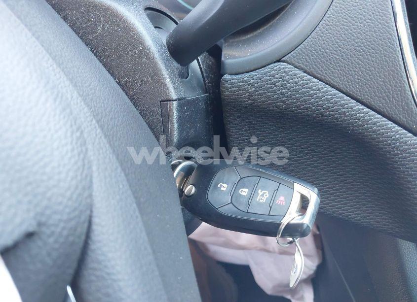 Photo 11 of 2018 Chevrolet Cruze LT AUTO (VIN 1G1BE5SM3J7134977)