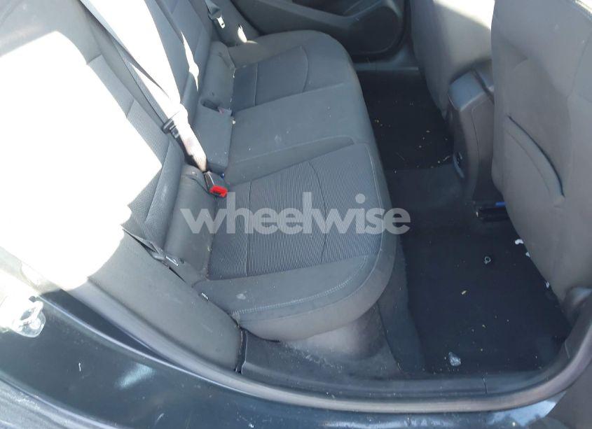 Photo 8 of 2018 Chevrolet Cruze LT AUTO (VIN 1G1BE5SM3J7141220)