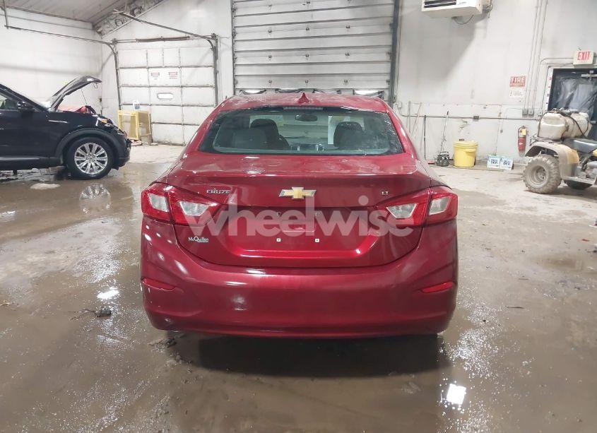 Photo 17 of 2018 Chevrolet Cruze LT AUTO (VIN 1G1BE5SM3J7142125)