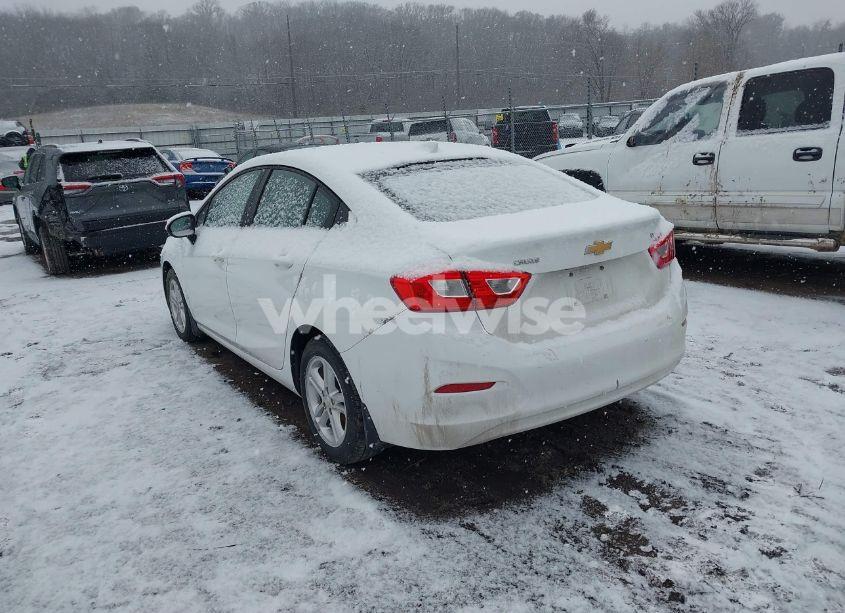 Photo 3 of 2018 Chevrolet Cruze LT AUTO (VIN 1G1BE5SM3J7149415)