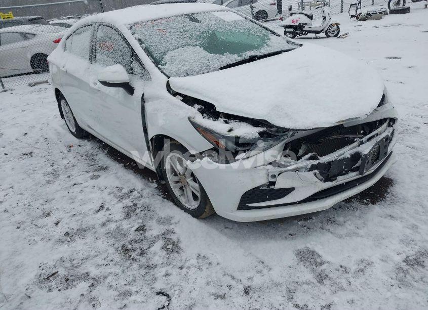 Photo 6 of 2018 Chevrolet Cruze LT AUTO (VIN 1G1BE5SM3J7149415)