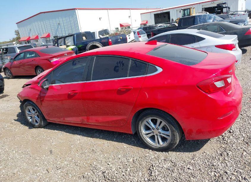 Photo 15 of 2018 Chevrolet Cruze LT AUTO (VIN 1G1BE5SM3J7163640)