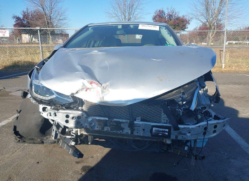 Photo 6 of 2018 Chevrolet Cruze LT AUTO (VIN 1G1BE5SM3J7168613)