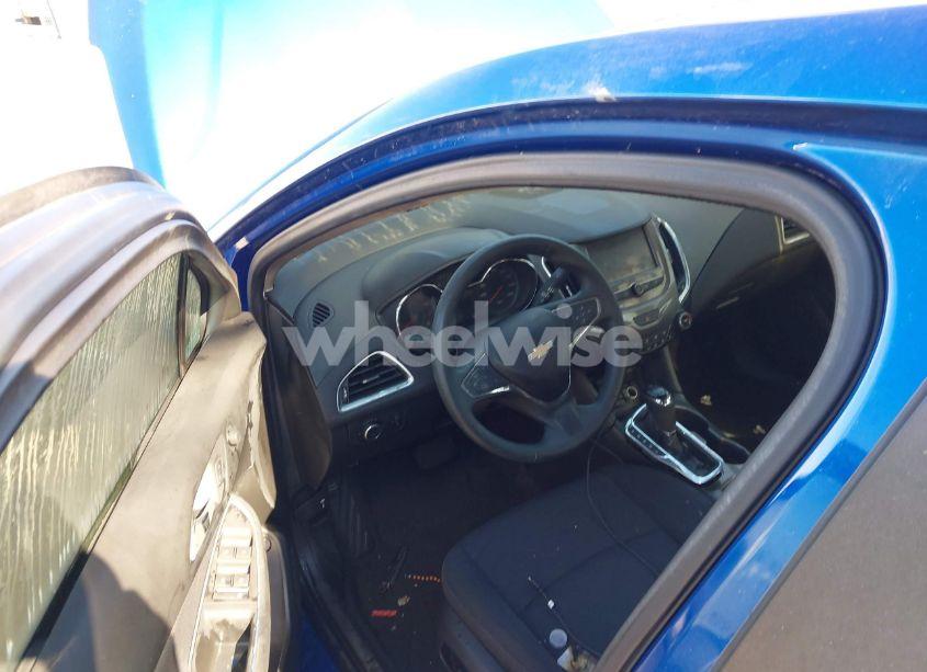 Photo 14 of 2018 Chevrolet Cruze LT AUTO (VIN 1G1BE5SM3J7214926)