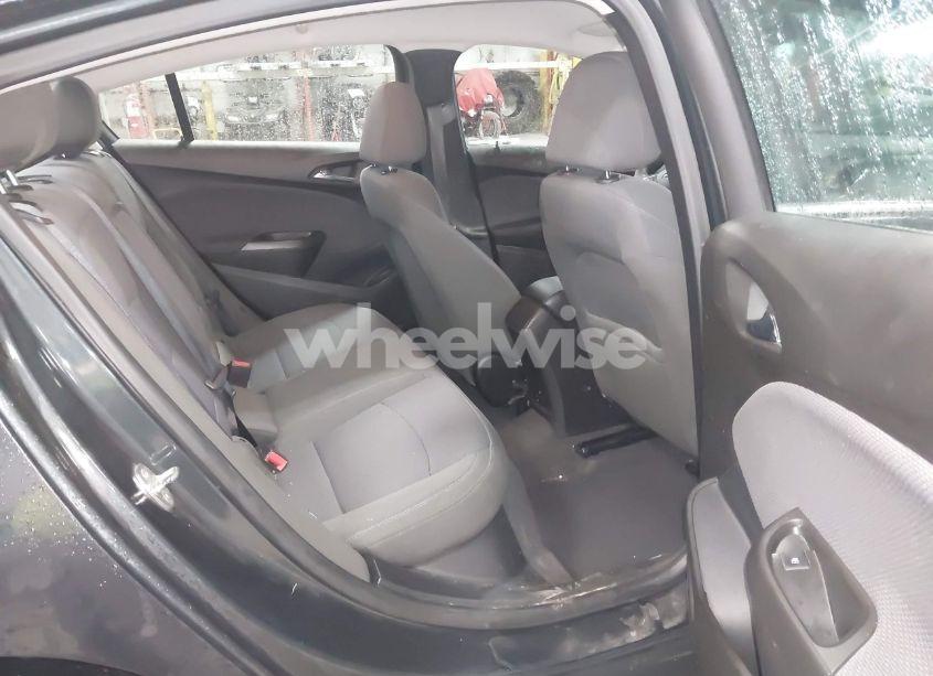 Photo 8 of 2018 Chevrolet Cruze LT AUTO (VIN 1G1BE5SM3J7229104)