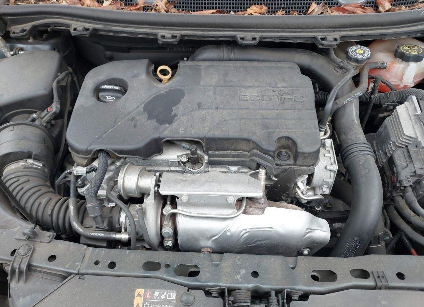 Photo 10 of 2018 Chevrolet Cruze LT AUTO (VIN 1G1BE5SM3J7231578)