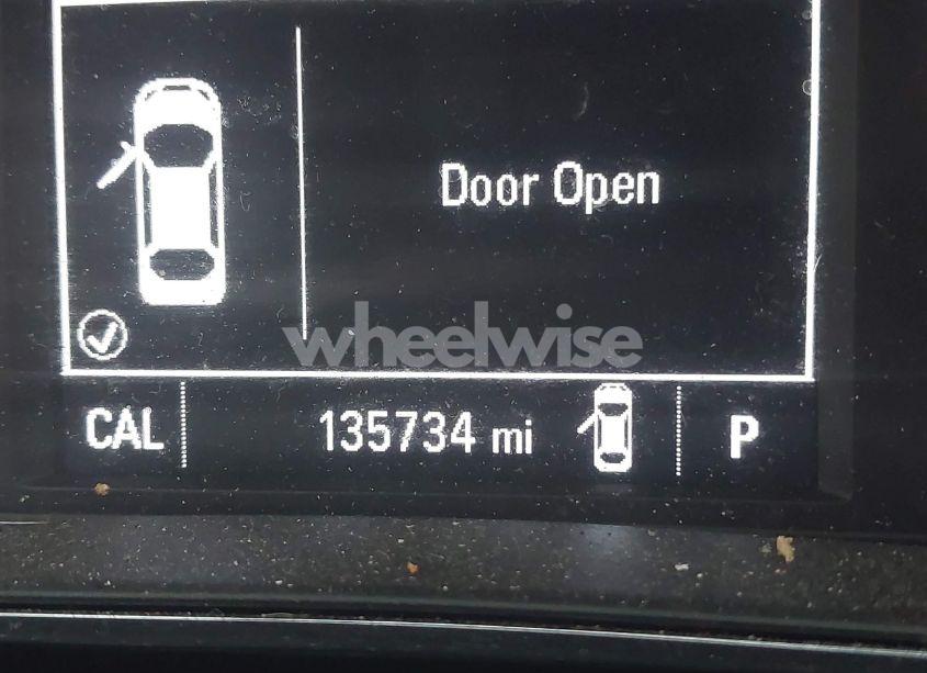Photo 16 of 2018 Chevrolet Cruze LT AUTO (VIN 1G1BE5SM3J7240331)