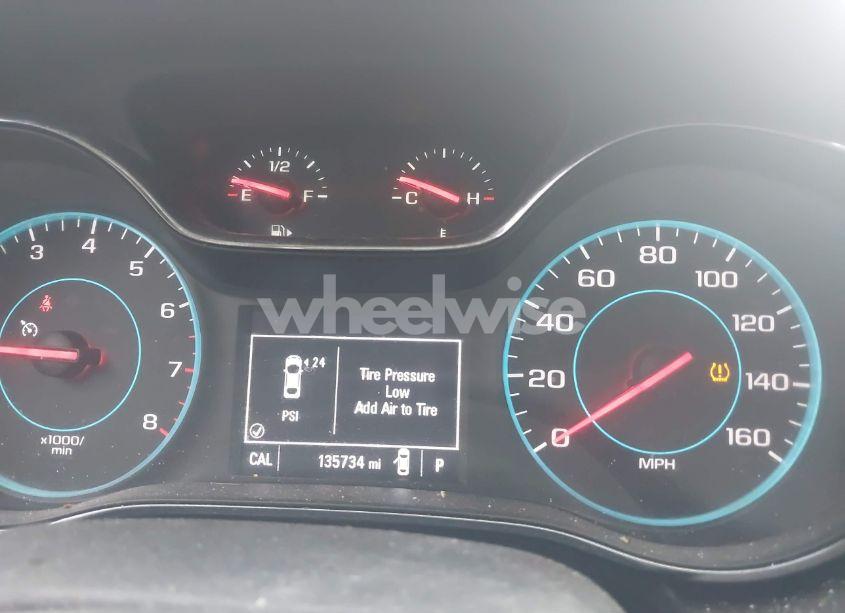 Photo 7 of 2018 Chevrolet Cruze LT AUTO (VIN 1G1BE5SM3J7240331)