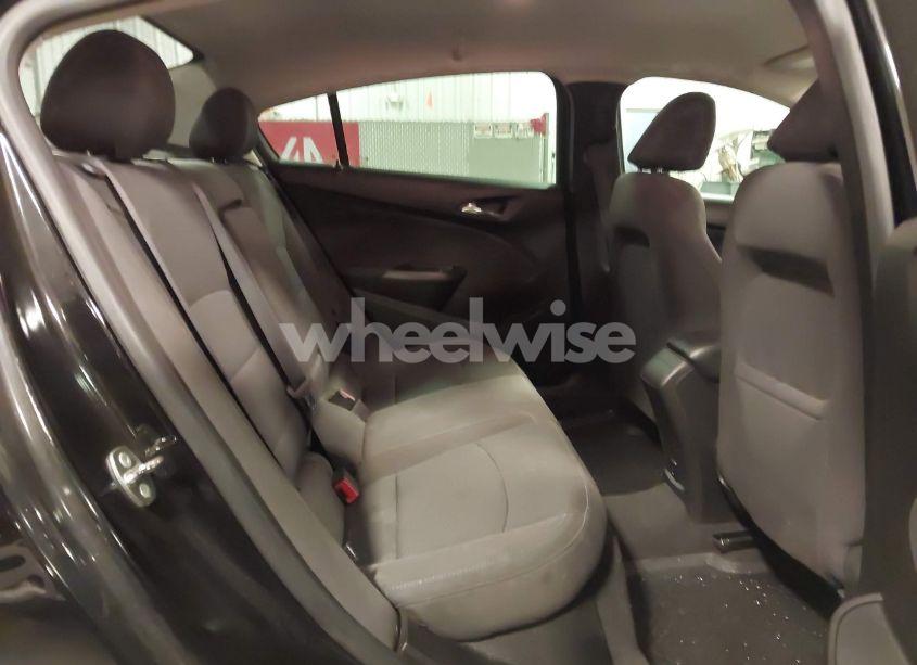 Photo 8 of 2018 Chevrolet Cruze LT AUTO (VIN 1G1BE5SM3J7245576)