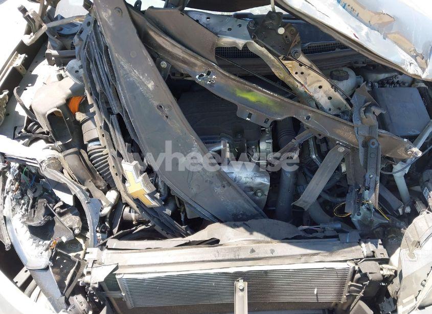 Photo 10 of 2018 Chevrolet Cruze LT AUTO (VIN 1G1BE5SM3J7247781)