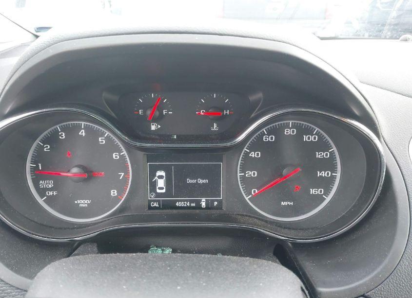 Photo 7 of 2019 Chevrolet Cruze LT (VIN 1G1BE5SM3K7134883)