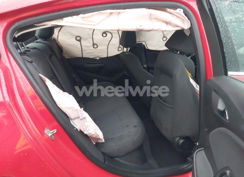 Photo 8 of 2016 Chevrolet Cruze LT AUTO (VIN 1G1BE5SM4G7241920)