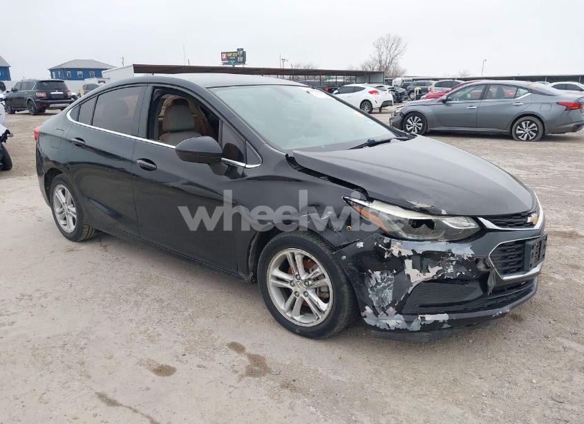 2016 Chevrolet Cruze LT AUTO (VIN 1G1BE5SM4G7253646) main photo
