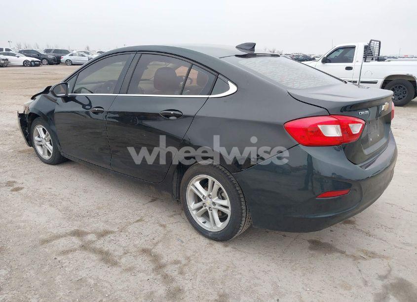 Photo 3 of 2016 Chevrolet Cruze LT AUTO (VIN 1G1BE5SM4G7253646)