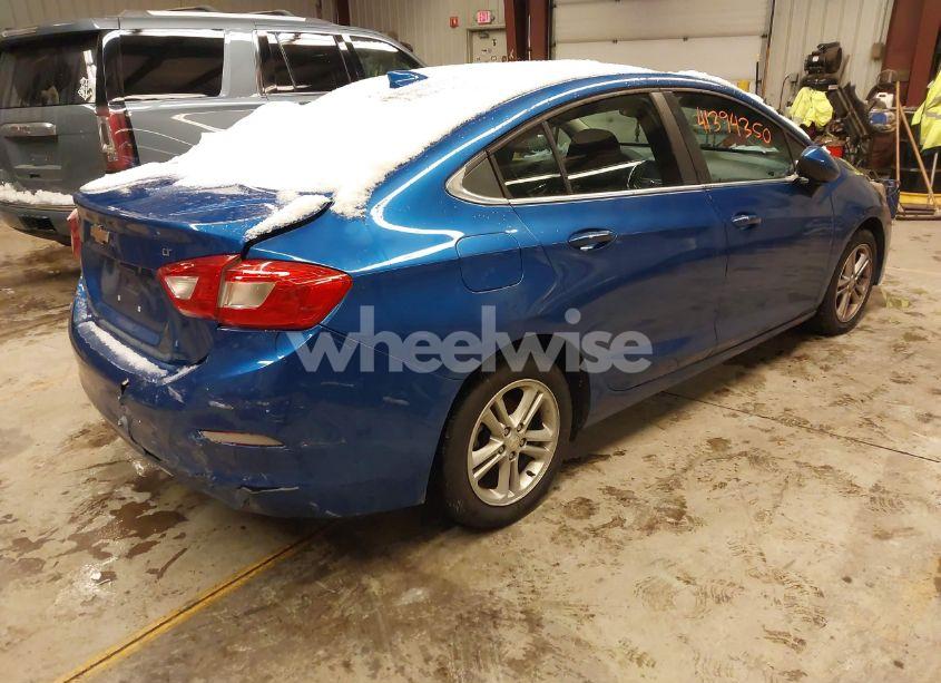 Photo 4 of 2016 Chevrolet Cruze LT AUTO (VIN 1G1BE5SM4G7266512)