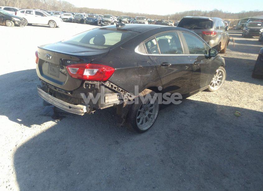 Photo 4 of 2016 Chevrolet Cruze LT AUTO (VIN 1G1BE5SM4G7267062)