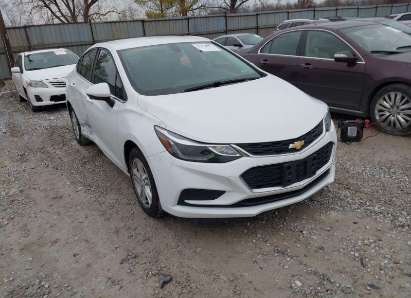 2016 Chevrolet Cruze LT AUTO (VIN 1G1BE5SM4G7271046) main photo