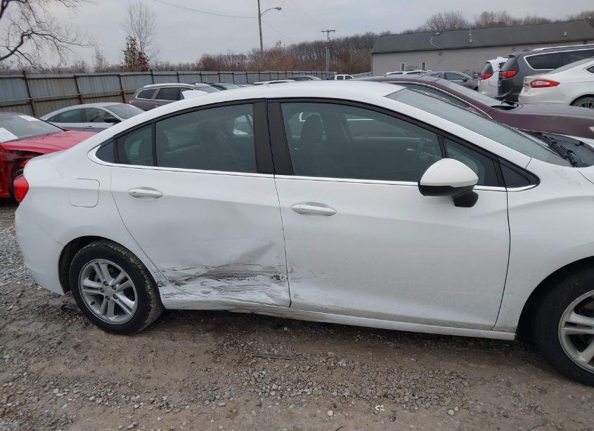 Photo 13 of 2016 Chevrolet Cruze LT AUTO (VIN 1G1BE5SM4G7271046)