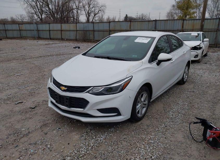 Photo 2 of 2016 Chevrolet Cruze LT AUTO (VIN 1G1BE5SM4G7271046)