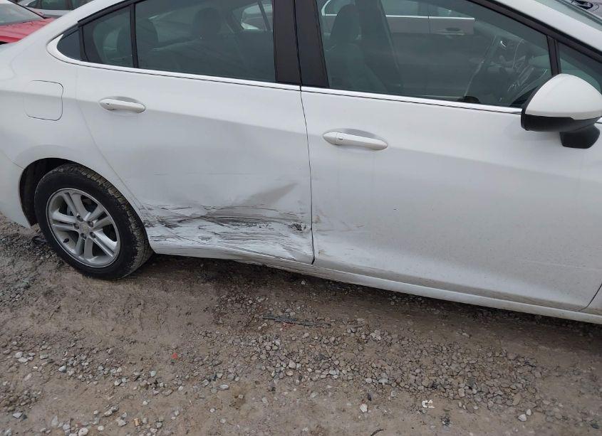 Photo 6 of 2016 Chevrolet Cruze LT AUTO (VIN 1G1BE5SM4G7271046)