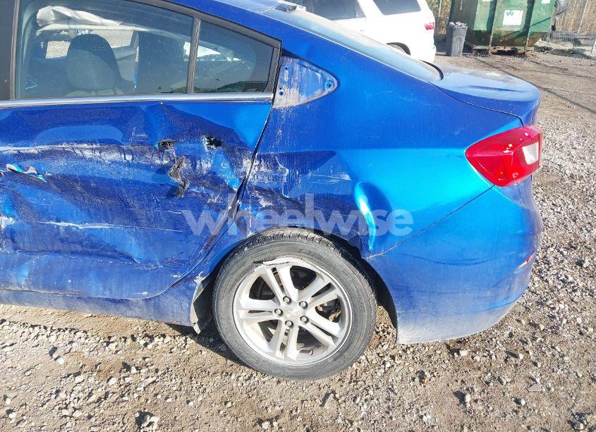 Photo 6 of 2016 Chevrolet Cruze LT AUTO (VIN 1G1BE5SM4G7310640)