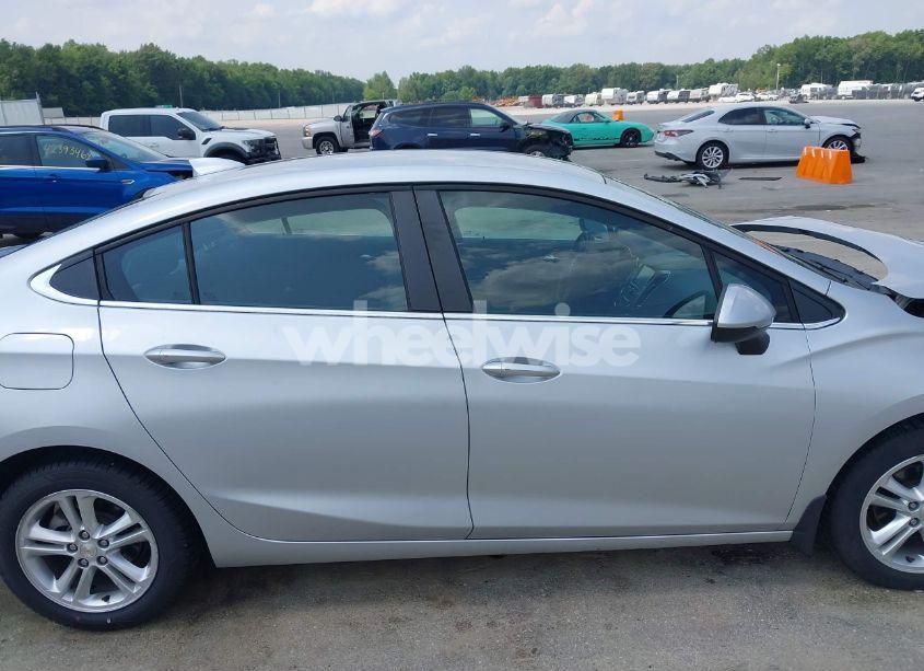 Photo 14 of 2016 Chevrolet Cruze LT (VIN 1G1BE5SM4G7312209)