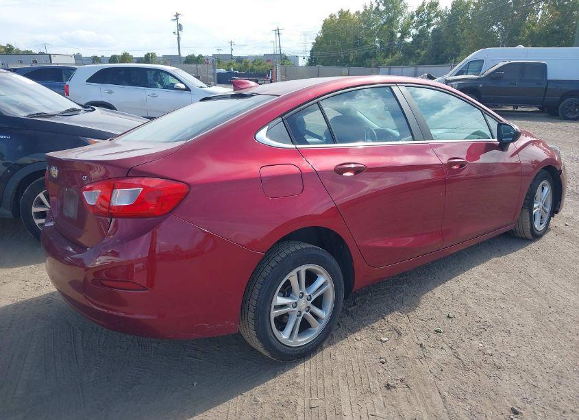 Photo 4 of 2017 Chevrolet Cruze LT AUTO (VIN 1G1BE5SM4H7129314)