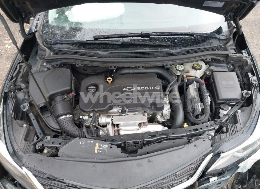 Photo 10 of 2017 Chevrolet Cruze LT AUTO (VIN 1G1BE5SM4H7139230)