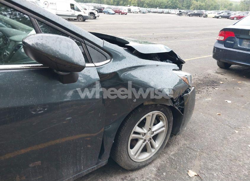 Photo 14 of 2017 Chevrolet Cruze LT AUTO (VIN 1G1BE5SM4H7139230)