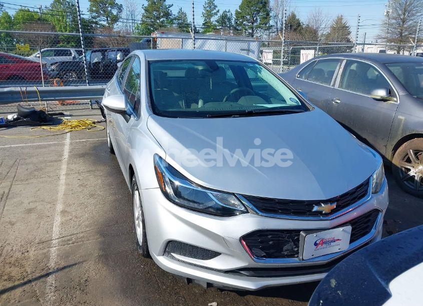 Photo 12 of 2017 Chevrolet Cruze LT AUTO (VIN 1G1BE5SM4H7139311)