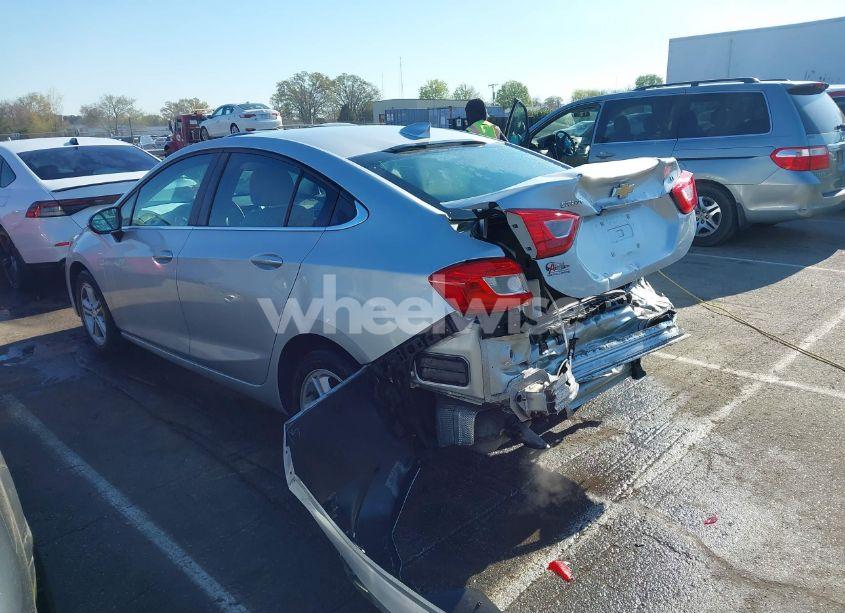 Photo 14 of 2017 Chevrolet Cruze LT AUTO (VIN 1G1BE5SM4H7139311)