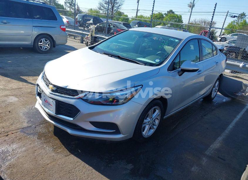 Photo 2 of 2017 Chevrolet Cruze LT AUTO (VIN 1G1BE5SM4H7139311)
