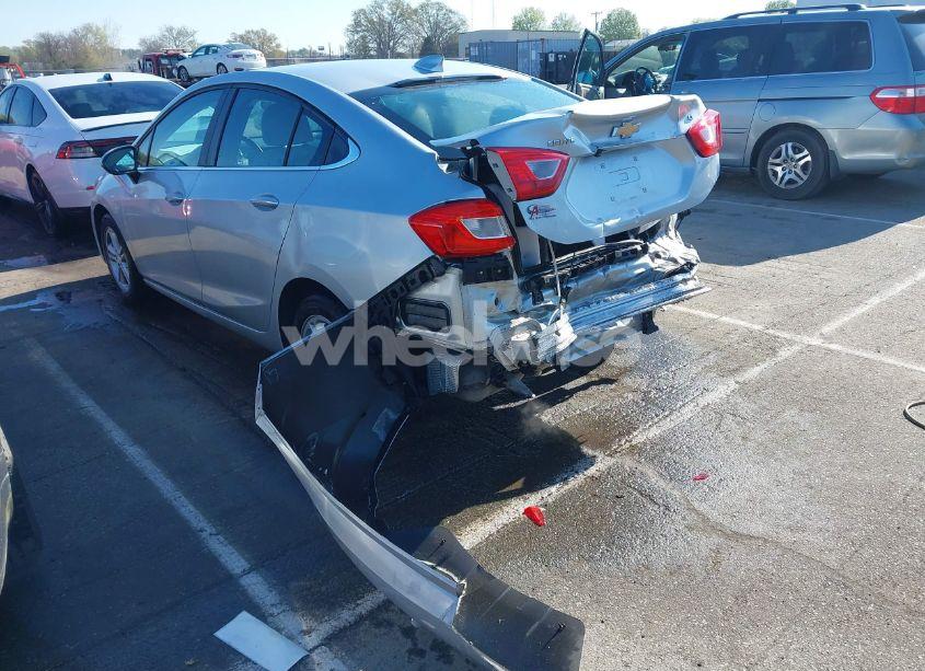 Photo 3 of 2017 Chevrolet Cruze LT AUTO (VIN 1G1BE5SM4H7139311)