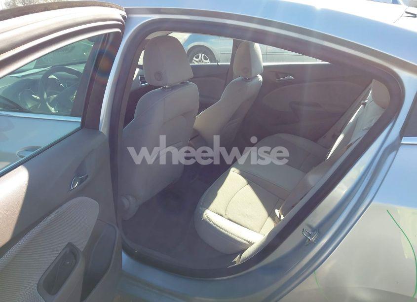 Photo 8 of 2017 Chevrolet Cruze LT AUTO (VIN 1G1BE5SM4H7139311)