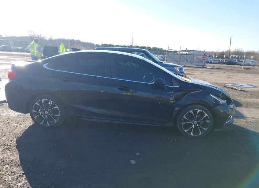 Photo 13 of 2017 Chevrolet Cruze LT AUTO (VIN 1G1BE5SM4H7151815)