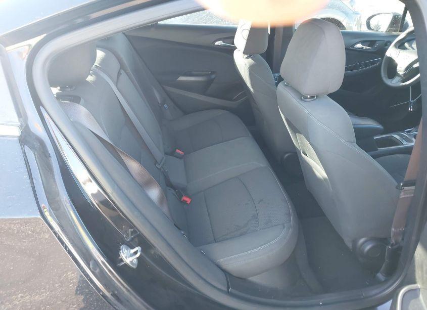 Photo 8 of 2017 Chevrolet Cruze LT AUTO (VIN 1G1BE5SM4H7151815)