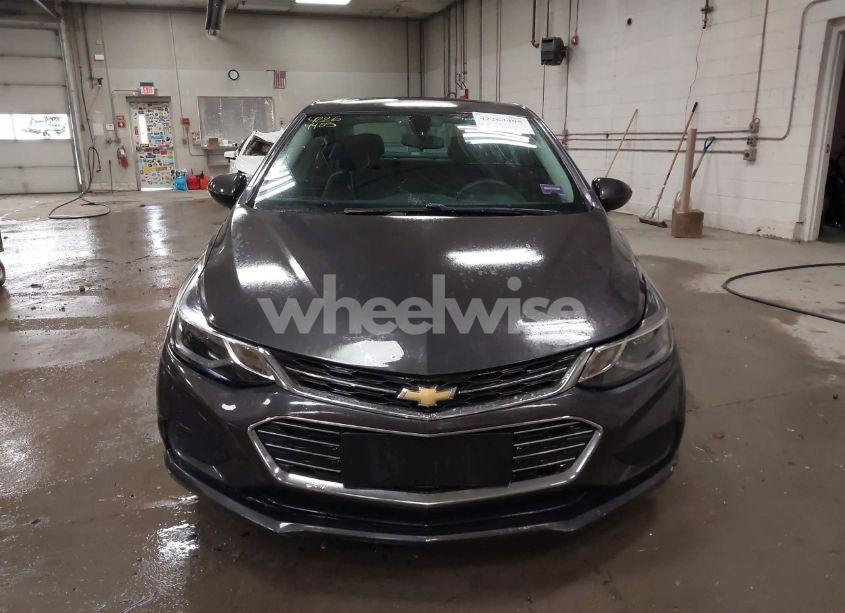 Photo 12 of 2017 Chevrolet Cruze LT AUTO (VIN 1G1BE5SM4H7153046)