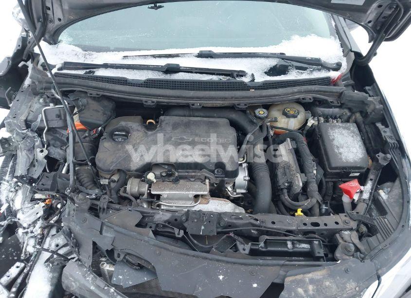 Photo 10 of 2017 Chevrolet Cruze LT AUTO (VIN 1G1BE5SM4H7172888)