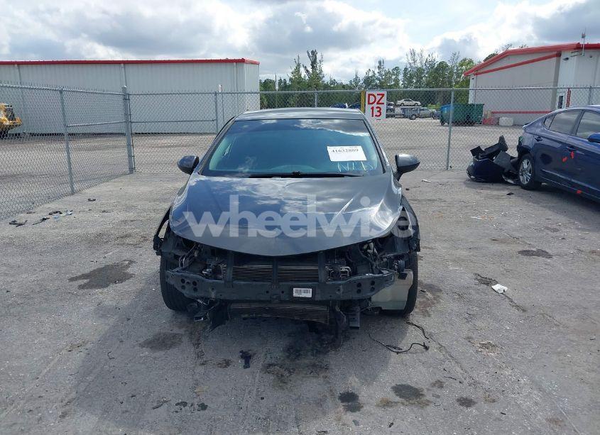 Photo 12 of 2017 Chevrolet Cruze LT AUTO (VIN 1G1BE5SM4H7189433)