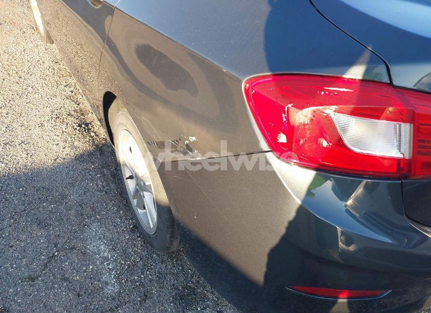 Photo 17 of 2017 Chevrolet Cruze LT AUTO (VIN 1G1BE5SM4H7189433)